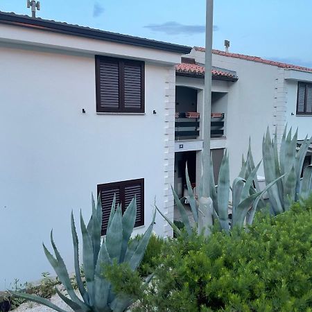 Residence4A-Appartamento Bianco Ravni Luaran gambar