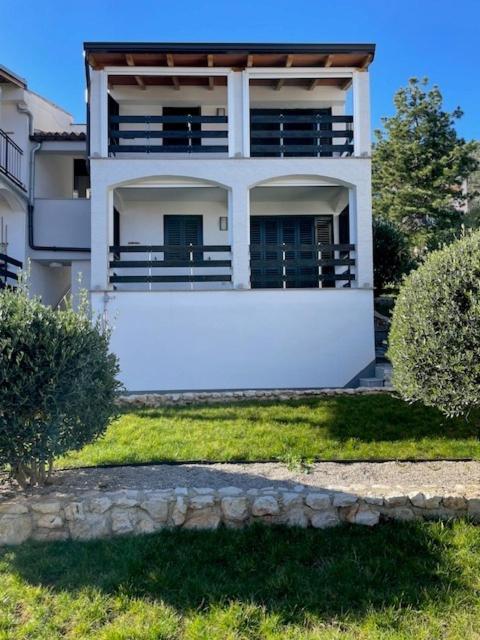 Residence4A-Appartamento Bianco Ravni Luaran gambar
