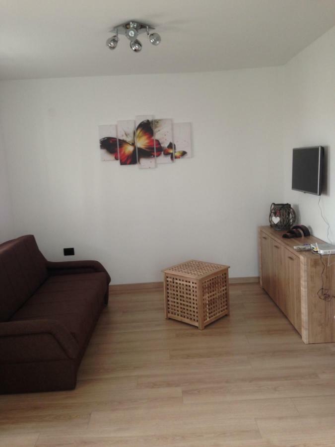 Residence4A-Appartamento Bianco Ravni Luaran gambar