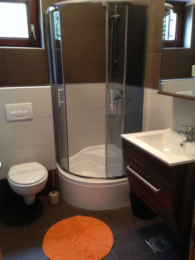 Residence4A-Appartamento Bianco Ravni Luaran gambar